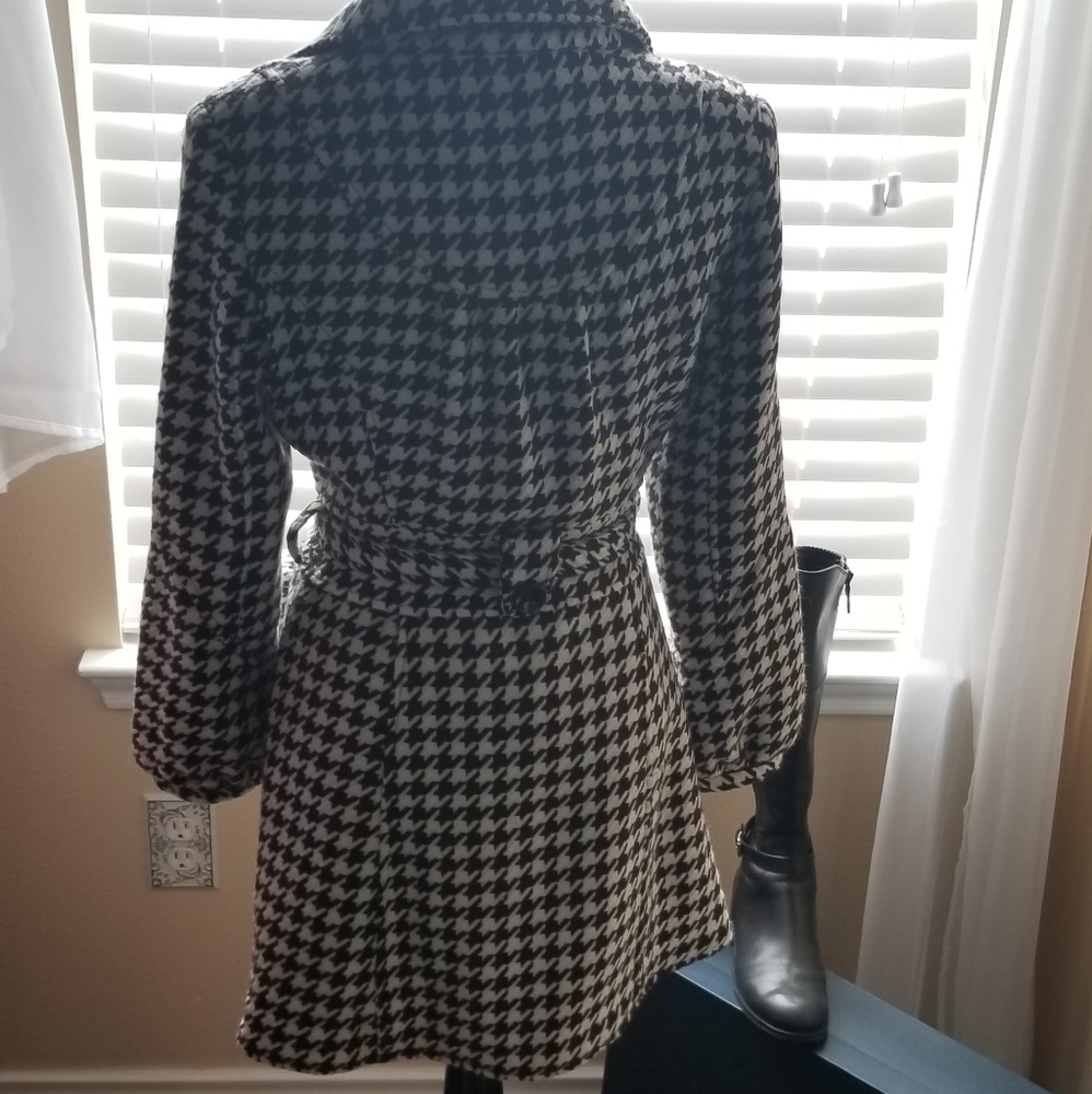 Jacket - Picture 2 of 2